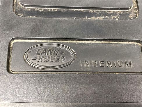 Used 2023 Land Rover Range Rover Velar S image 32