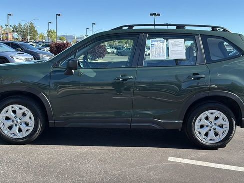 Used 2023 Subaru Forester AWD/4WD image 6