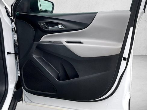 Certified 2022 Chevrolet Equinox LS image 15