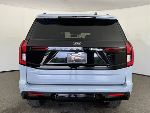 Certified 2025 Ford Expedition Tremor AWD/4WD image 6