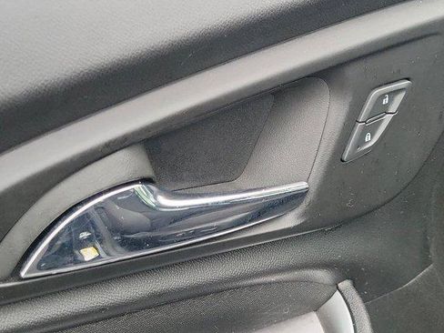 Used 2023 Chevrolet Malibu LT FWD image 17
