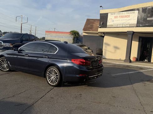 Used 2017 BMW 530i xDrive AWD/4WD image 10