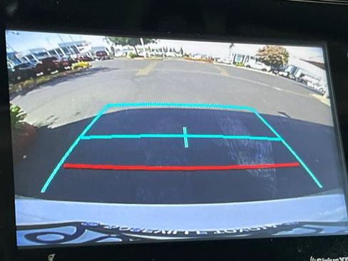 Certified 2022 Toyota Camry LE FWD image 19