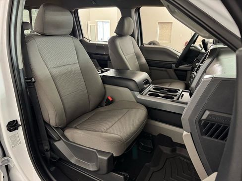 Used 2022 Ford F250 XLT w/ XLT Premium Package image 37