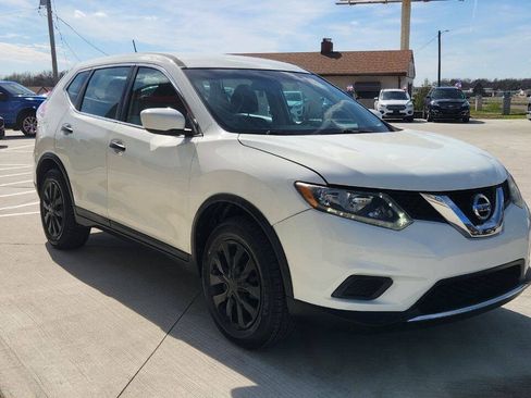 Used 2016 Nissan Rogue S FWD image 8