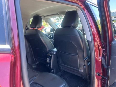 Used 2022 Jeep Compass Latitude AWD/4WD image 13