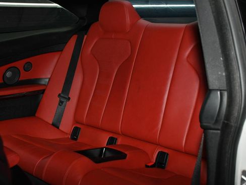 Used 2016 BMW M4 Coupe w/ Executive Package RWD image 36