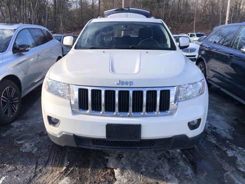 Used 2012 Jeep Grand Cherokee Laredo w/ Laredo E Group image 7