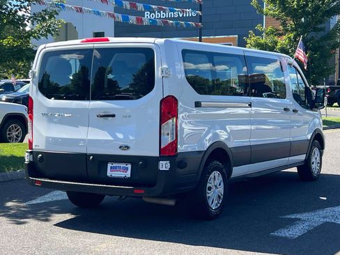 Used 2024 Ford Transit 350 XLT RWD image 4