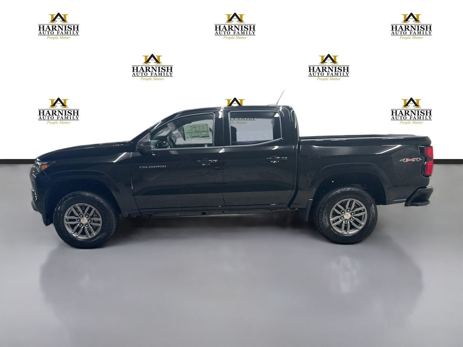 New 2026 Chevrolet Colorado LT w/ LT Convenience Package AWD/4WD image 9