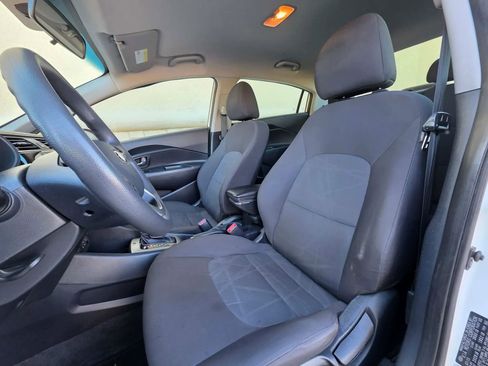 Used 2016 Kia Rio LX image 10