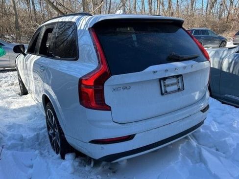 Used 2023 Volvo XC90 T8 Ultimate image 2