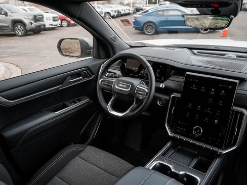 New 2026 GMC Acadia Elevation w/ LPO, Floor Liner Package image 15