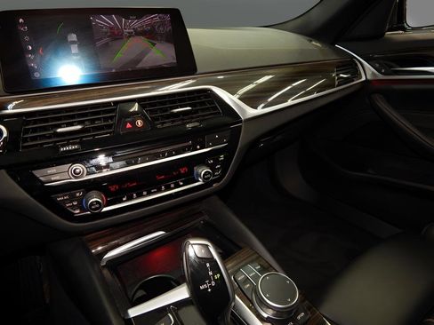 Used 2019 BMW 530i xDrive 530i xDrive image 20
