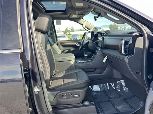 New 2026 GMC Sierra 1500 Denali w/ Denali Reserve Package image 34