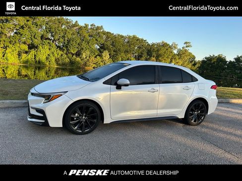 Used 2024 Toyota Corolla SE FWD image 1
