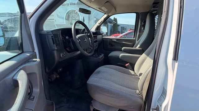 Used 2014 GMC Savana 2500 RWD image 13