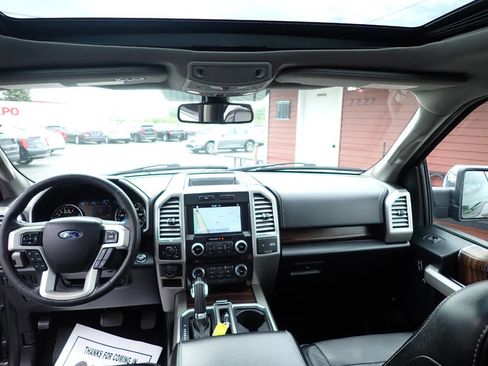 Used 2016 Ford F150 Lariat w/ Equipment Group 502A Luxury AWD/4WD image 10
