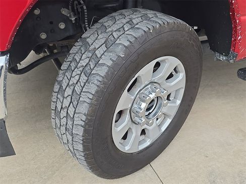 Used 2024 Ford F250 XLT w/ Camper Package image 31