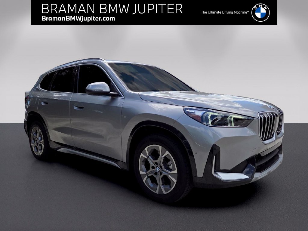 Used 2027 BMW X1 xDrive28i AWD/4WD image 1