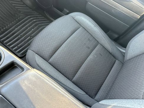 Used 2023 Chevrolet Silverado 1500 LT image 31