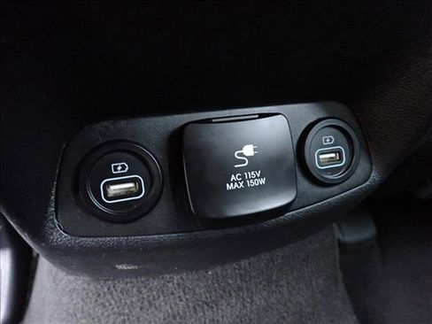 Used 2021 Hyundai Santa Fe Calligraphy image 11