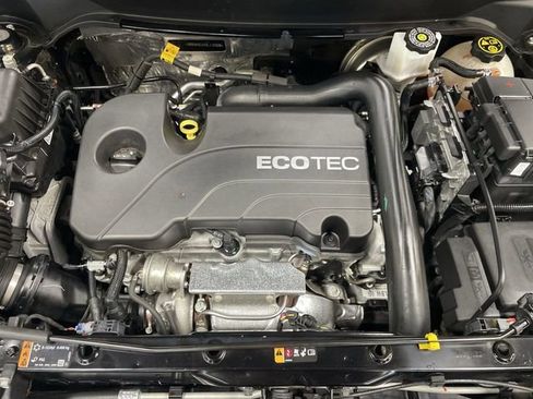 Used 2022 Chevrolet Equinox LT image 28