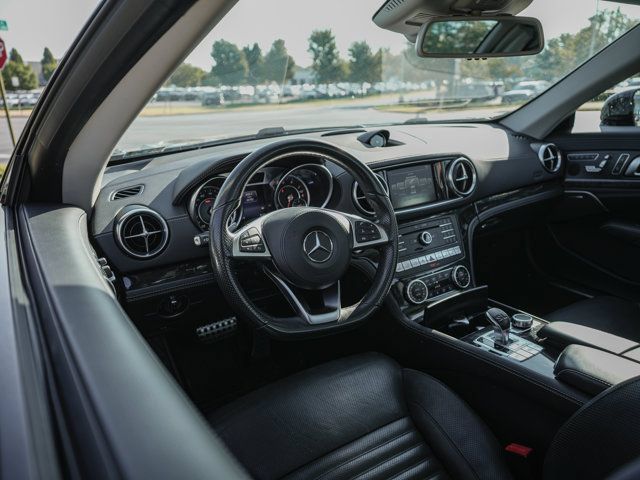 Used 2017 Mercedes-Benz SL 550 image 16