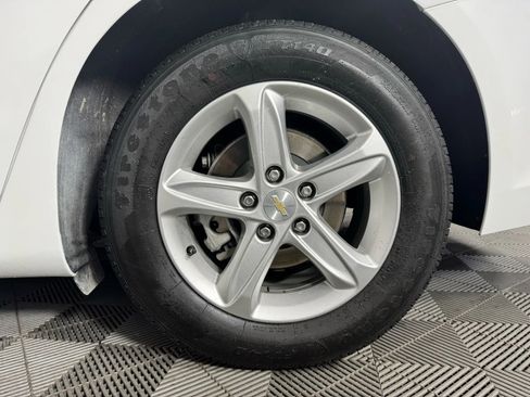 Used 2023 Chevrolet Malibu LS image 42