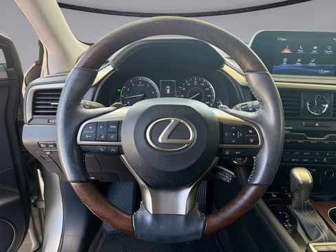 Used 2020 Lexus RX 350L FWD w/ Premium Package image 21