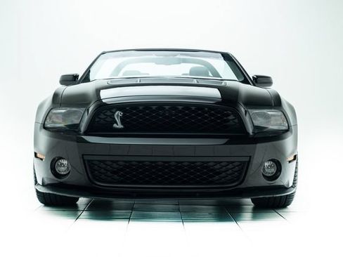 Used 2011 Ford Mustang Shelby GT500 w/ SVT Performance Pkg RWD image 6