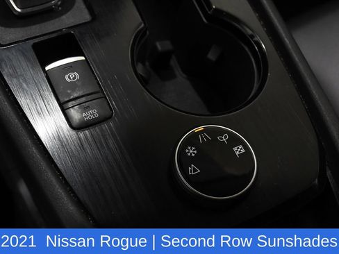 Used 2021 Nissan Rogue SV w/ Premium Package AWD/4WD image 27