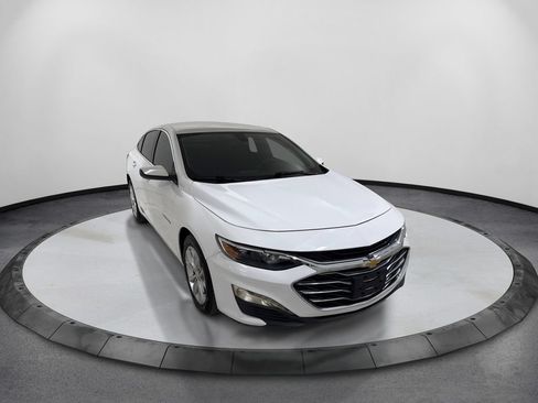 Used 2022 Chevrolet Malibu LT FWD image 3