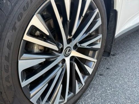 Used 2023 Lexus RX 350 Premium Plus w/ Cold Area Package AWD/4WD image 4