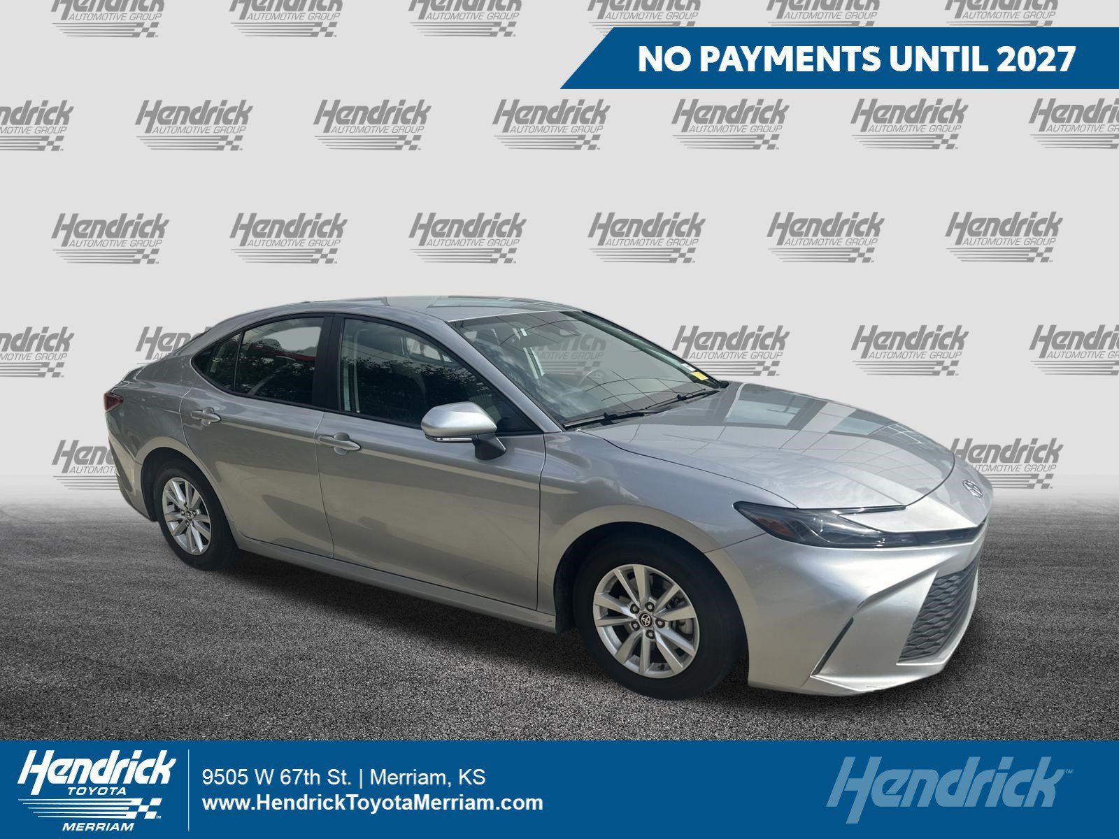 Used 2025 Toyota Camry LE FWD image 1