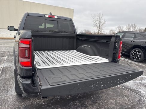 Used 2020 RAM 1500 Laramie image 7