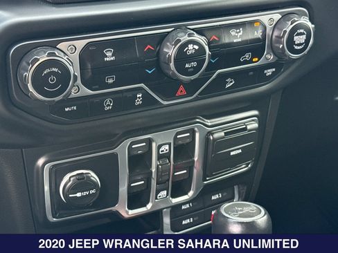 Used 2020 Jeep Wrangler Unlimited Sahara AWD/4WD image 21