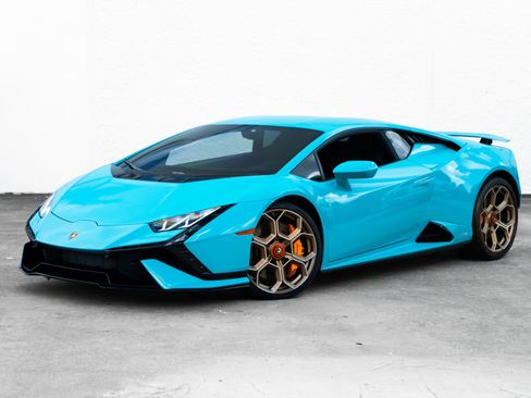 Used 2023 Lamborghini Huracan Tecnica RWD image 1
