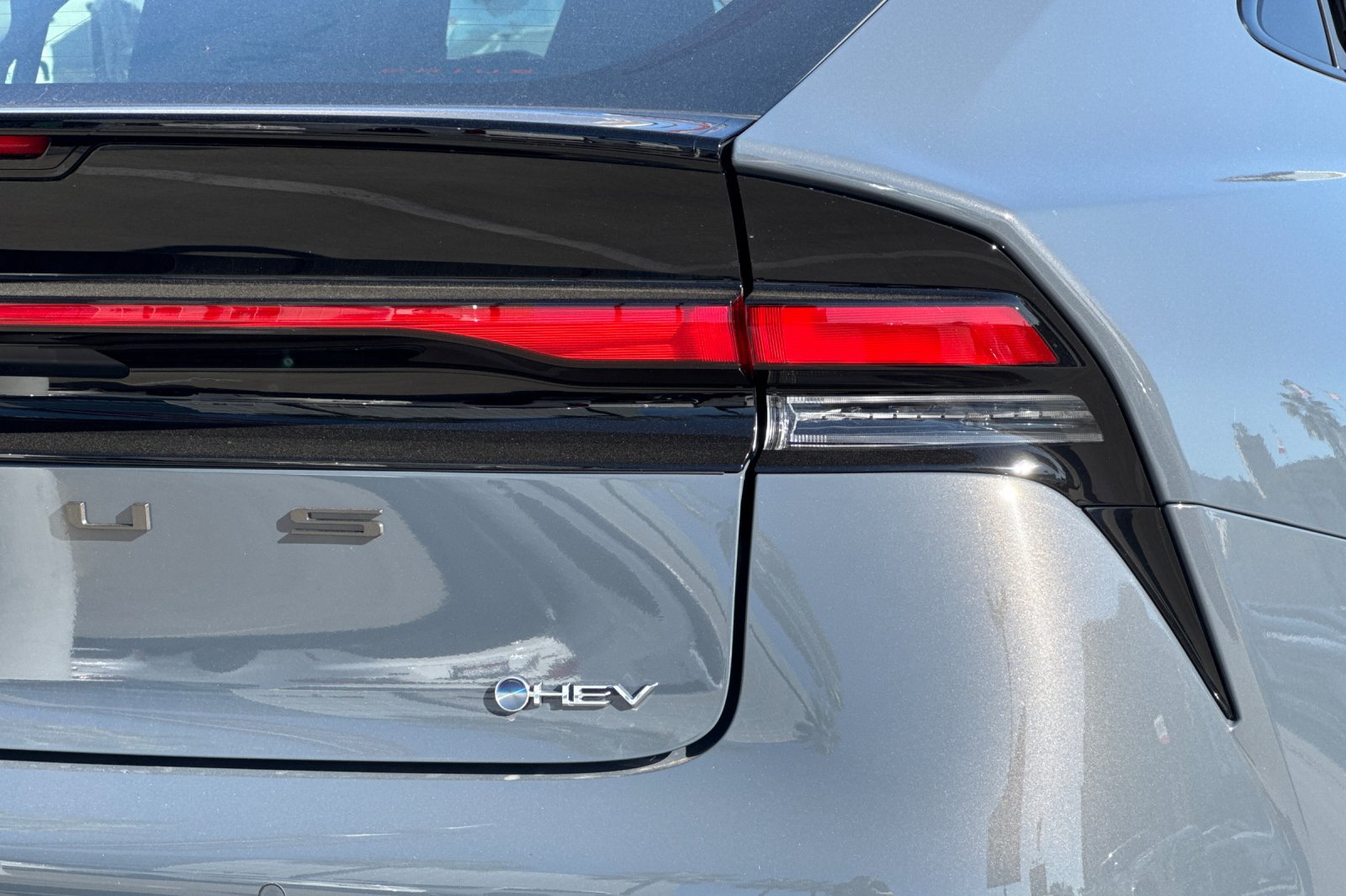 New 2027 Toyota Prius LE FWD image 33