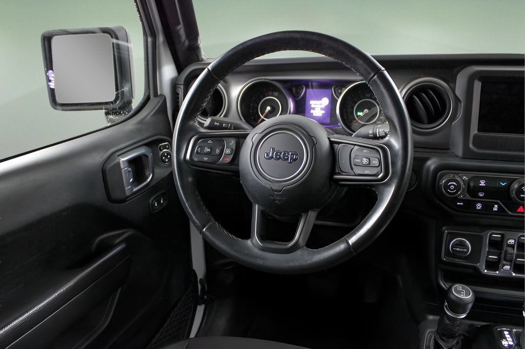 Used 2022 Jeep Wrangler Unlimited Sport AWD/4WD image 16