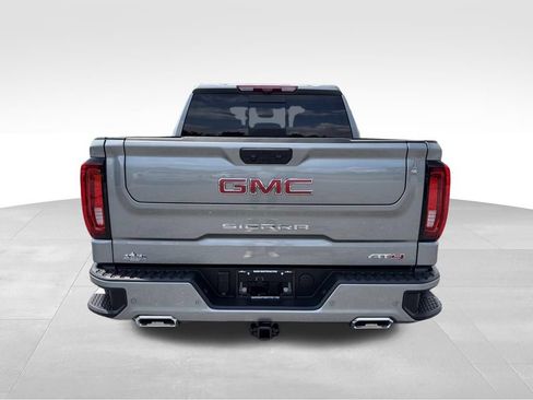 Used 2025 GMC Sierra 1500 AT4 w/ Technology Package AWD/4WD image 19