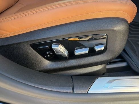 Used 2020 BMW 750i xDrive 750i xDrive image 15