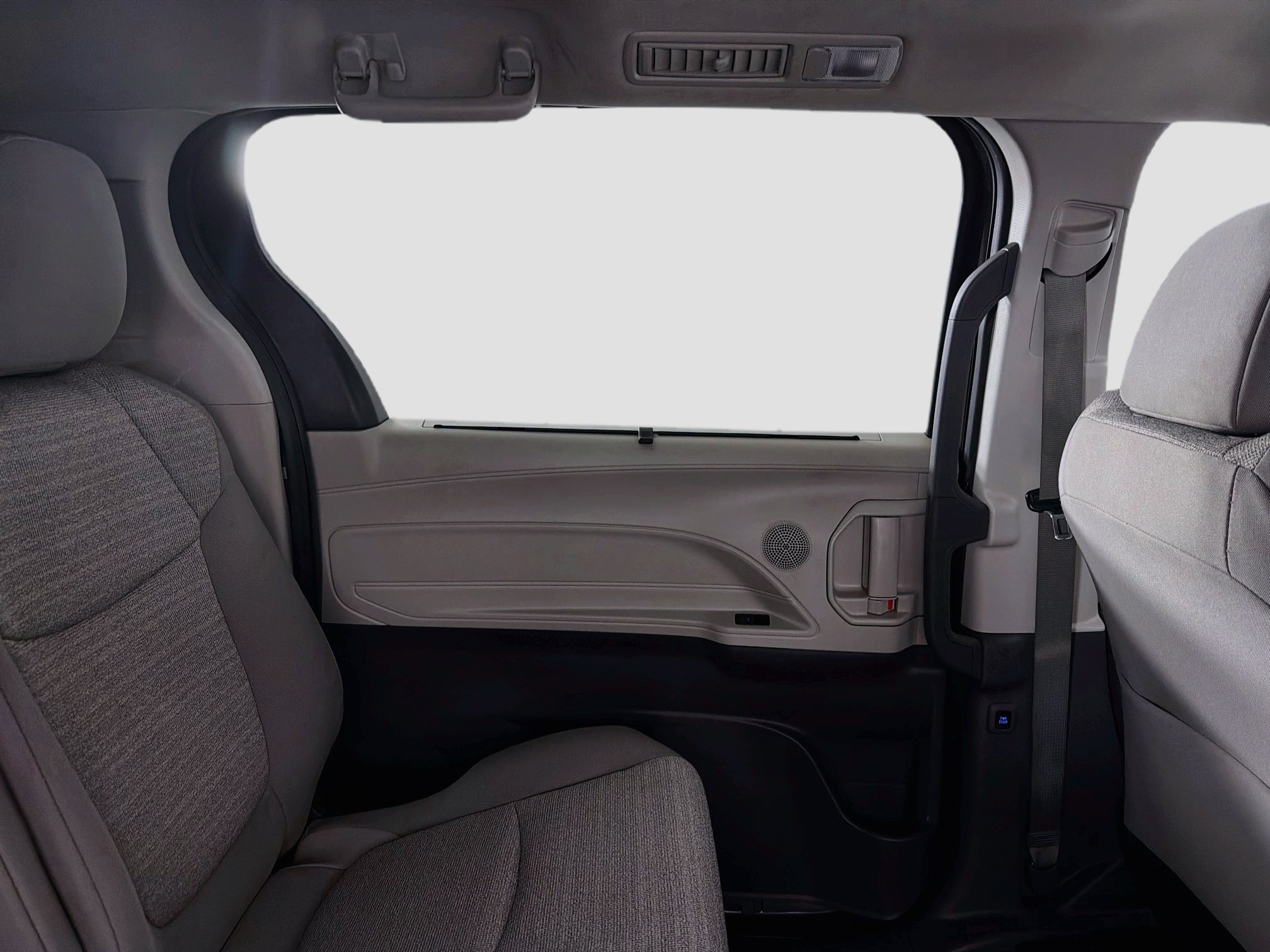 Used 2022 Toyota Sienna LE w/ LE Plus Package FWD image 26