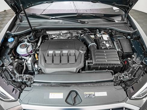 New 2025 Audi Q3 2.0T Premium image 4