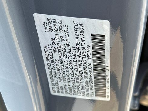 New 2025 Honda Pilot Touring image 37