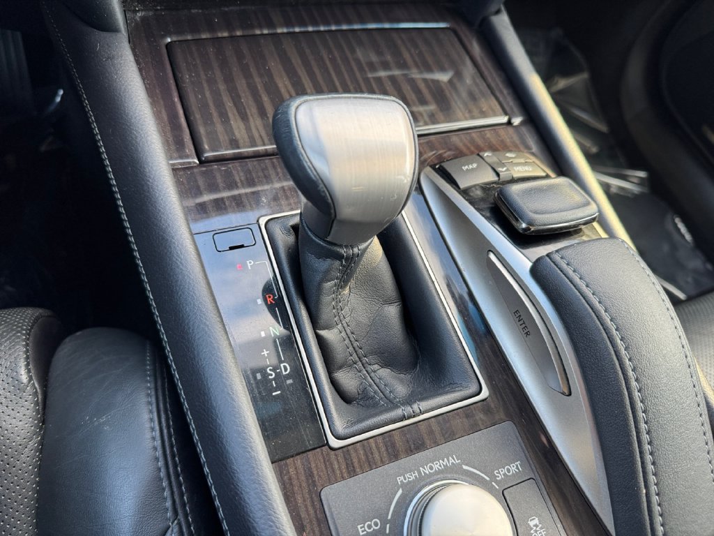Used 2016 Lexus LS 460 AWD w/ Comfort Package image 25