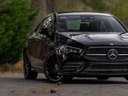 Used 2022 Mercedes-Benz CLA 250 image 27