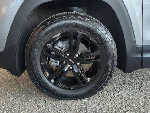 Certified 2024 GMC Terrain AT4 image 33