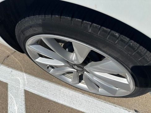 Used 2020 Tesla Model 3 Long Range AWD/4WD image 6