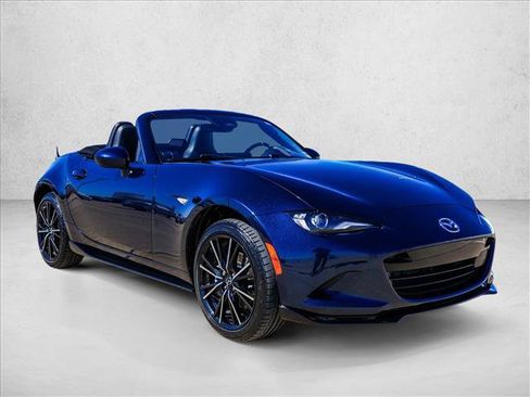 Used 2025 MAZDA MX-5 Miata Grand Touring w/ Appearance Package RWD image 10